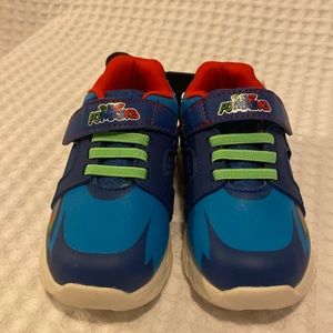PJ Mask Toddler Boys License Light Up Athletic Sneaker Size 8,